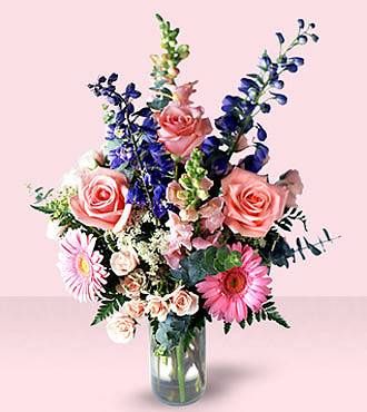 FTD  Bright and Beautiful Bouquet