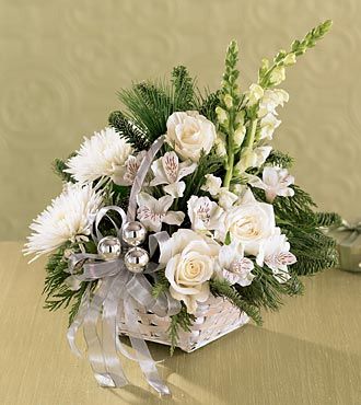 FTD  Snowy Morning Bouquet