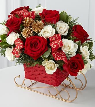 FTD Winter Wonders Holiday Bouquet  - DELUXE