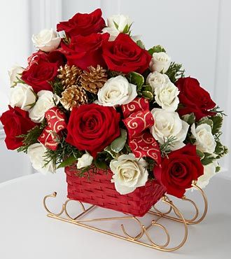 FTD Winter Wonders Holiday Bouquet  - PREMIUM