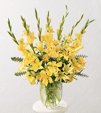 FTD Glowing Tribute Arrangement