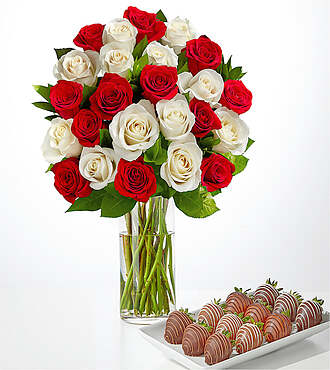 Santa Baby DELUXE Rose Bouquet and Berry Bundle - FedEx