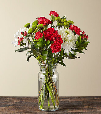 Holiday Parade Bouquet - FedEx