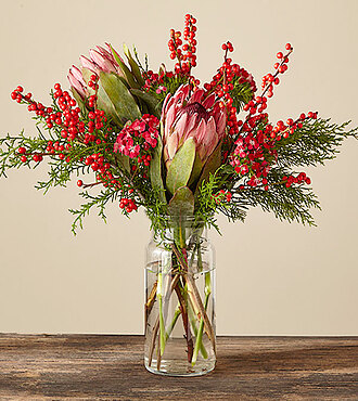 Modern Mistletoe Bouquet - FedEx