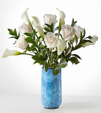 Vision in Ivory Rose and Calla Lily Bouquet - Deluxe with Blue Vase - FedEx - FK1028VBC