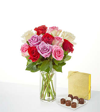 Full Heart Rose Bouquet and Chocolate Bundle - 12 Roses with Glass Vase and Chocolates - FedEx - FV202CH