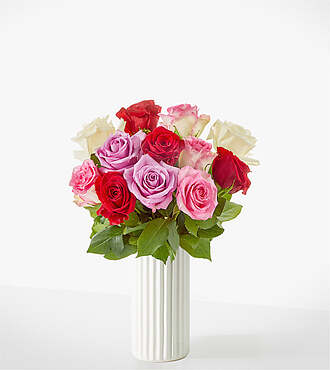 Full Heart Rose Bouquet - 12 Roses with White Fluted Vase - FedEx - FV202WF