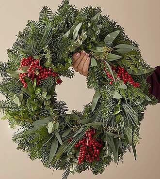 Canella Christmas Wreath - FedEx
