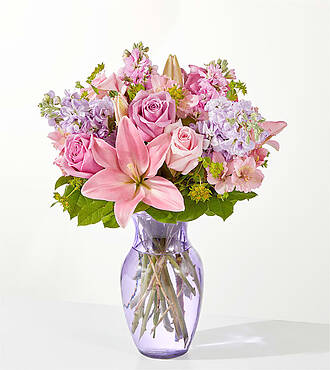 Crown Jewel Bouquet - V5599