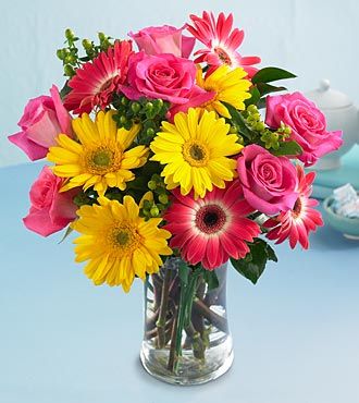 Good Times Rose and Daisy Bouquet Vased - FedEx